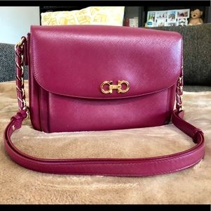 Salvatore Ferragamo shoulder bag w/ adjust strap